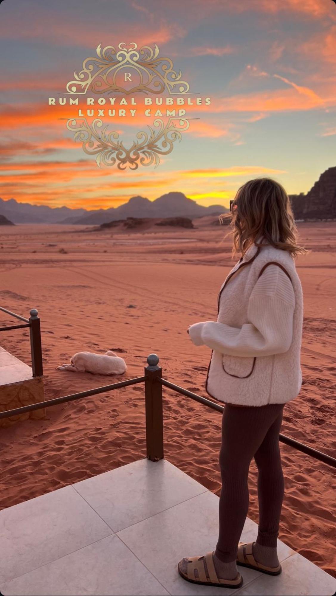 Rum Royal Bubbles Luxury Camp Apartment Wadi Rum Bagian luar foto