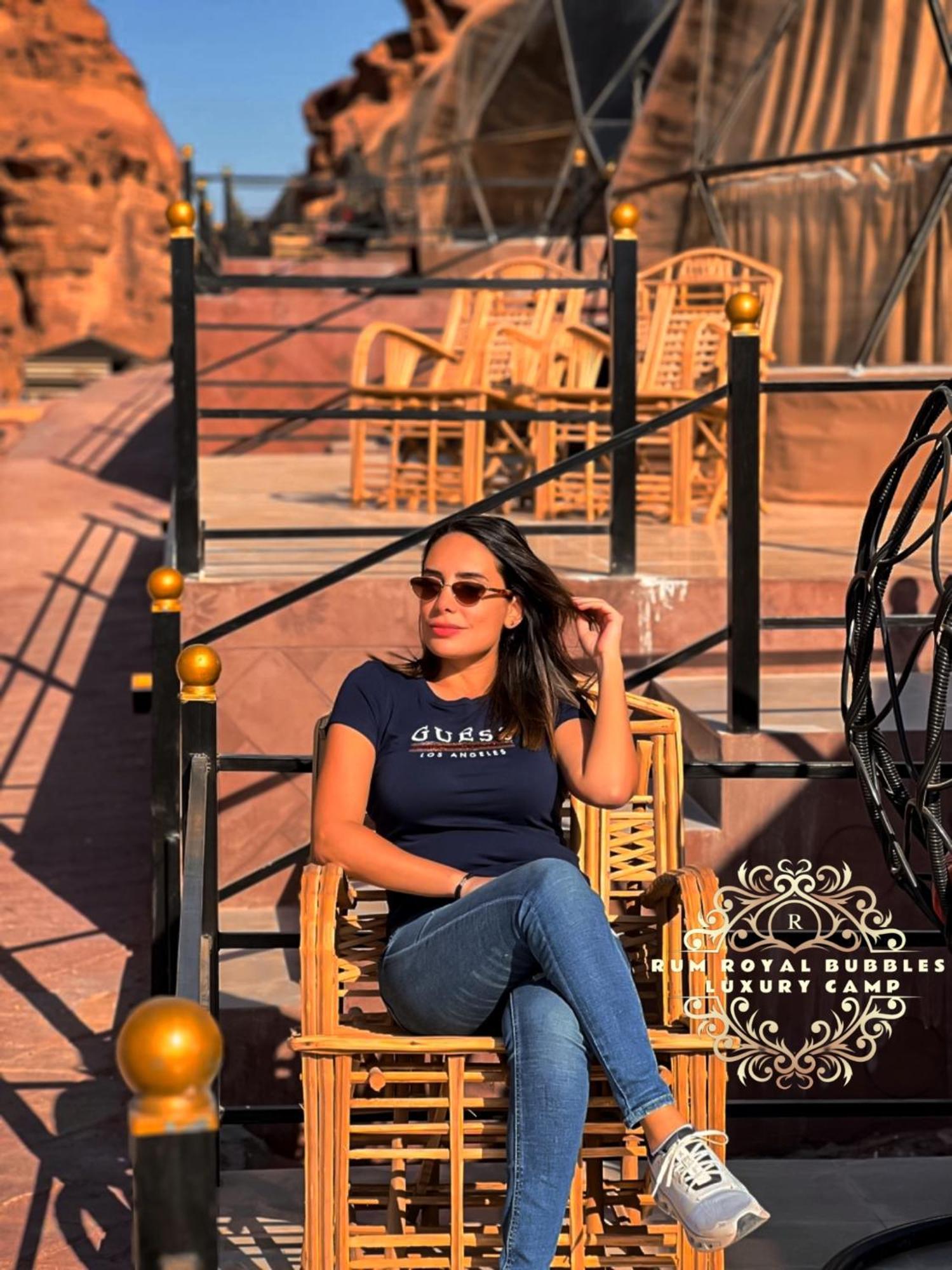 Rum Royal Bubbles Luxury Camp Apartment Wadi Rum Bagian luar foto