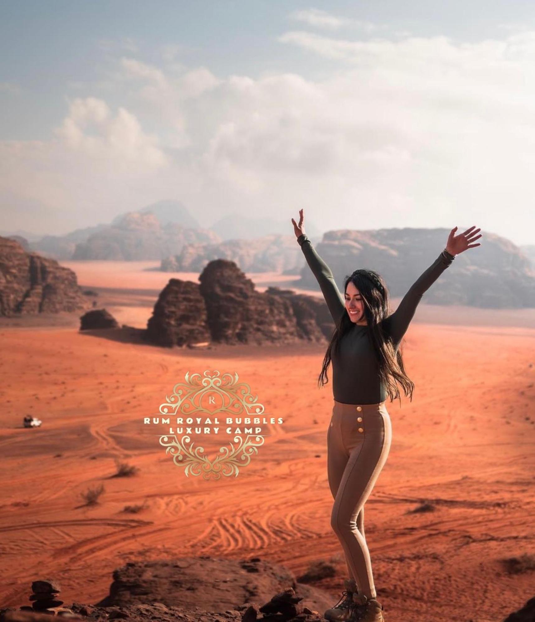Rum Royal Bubbles Luxury Camp Apartment Wadi Rum Bagian luar foto